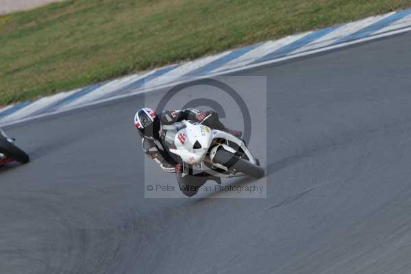 Motorcycle action photographs;Trackday digital images;donington;donington park leicestershire;donington photographs;event digital images;eventdigitalimages;no limits trackday;peter wileman photography;trackday;trackday photos