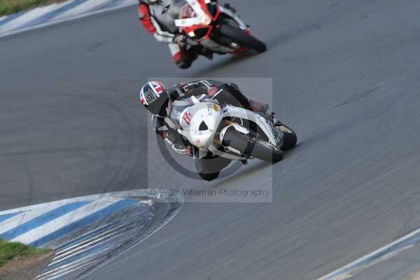 Motorcycle action photographs;Trackday digital images;donington;donington park leicestershire;donington photographs;event digital images;eventdigitalimages;no limits trackday;peter wileman photography;trackday;trackday photos