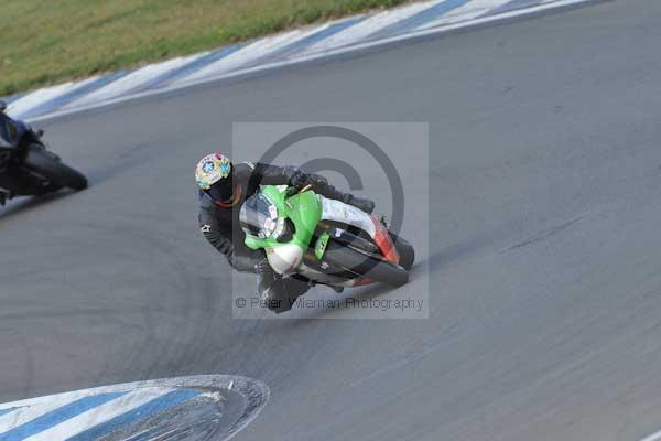 Motorcycle action photographs;Trackday digital images;donington;donington park leicestershire;donington photographs;event digital images;eventdigitalimages;no limits trackday;peter wileman photography;trackday;trackday photos