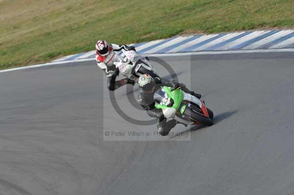 Motorcycle action photographs;Trackday digital images;donington;donington park leicestershire;donington photographs;event digital images;eventdigitalimages;no limits trackday;peter wileman photography;trackday;trackday photos