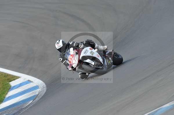 Motorcycle action photographs;Trackday digital images;donington;donington park leicestershire;donington photographs;event digital images;eventdigitalimages;no limits trackday;peter wileman photography;trackday;trackday photos