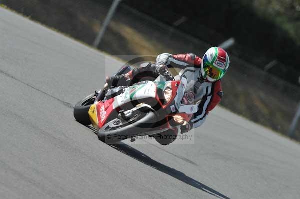 Motorcycle action photographs;Trackday digital images;donington;donington park leicestershire;donington photographs;event digital images;eventdigitalimages;no limits trackday;peter wileman photography;trackday;trackday photos
