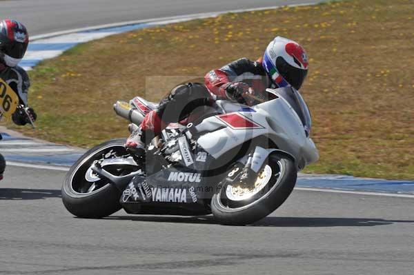 Motorcycle action photographs;Trackday digital images;donington;donington park leicestershire;donington photographs;event digital images;eventdigitalimages;no limits trackday;peter wileman photography;trackday;trackday photos
