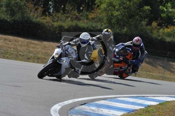 Motorcycle action photographs;Trackday digital images;donington;donington park leicestershire;donington photographs;event digital images;eventdigitalimages;no limits trackday;peter wileman photography;trackday;trackday photos