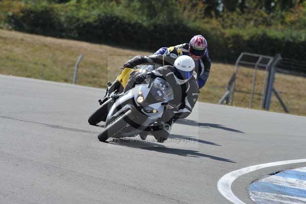 Motorcycle action photographs;Trackday digital images;donington;donington park leicestershire;donington photographs;event digital images;eventdigitalimages;no limits trackday;peter wileman photography;trackday;trackday photos