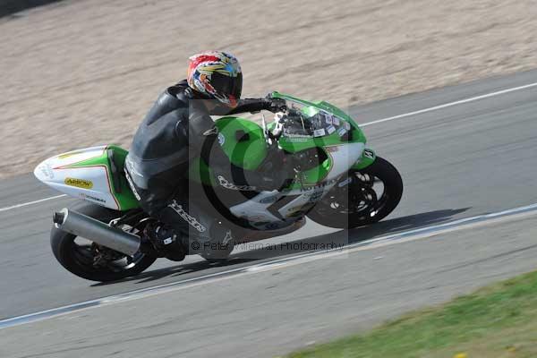 Motorcycle action photographs;Trackday digital images;donington;donington park leicestershire;donington photographs;event digital images;eventdigitalimages;no limits trackday;peter wileman photography;trackday;trackday photos