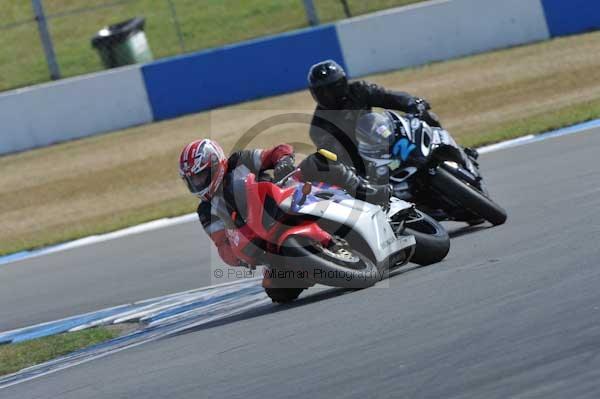 Motorcycle action photographs;Trackday digital images;donington;donington park leicestershire;donington photographs;event digital images;eventdigitalimages;no limits trackday;peter wileman photography;trackday;trackday photos