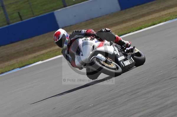 Motorcycle action photographs;Trackday digital images;donington;donington park leicestershire;donington photographs;event digital images;eventdigitalimages;no limits trackday;peter wileman photography;trackday;trackday photos