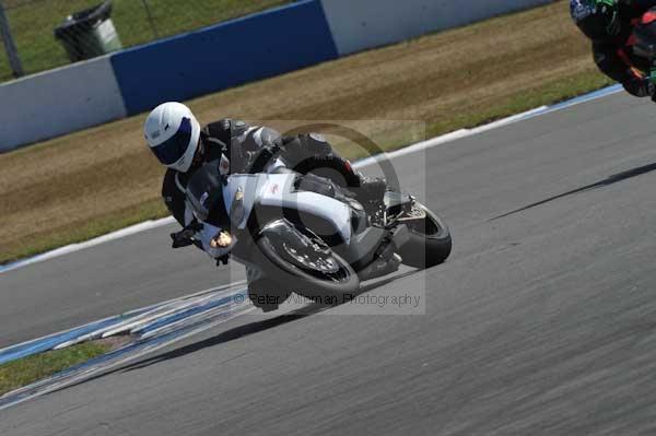 Motorcycle action photographs;Trackday digital images;donington;donington park leicestershire;donington photographs;event digital images;eventdigitalimages;no limits trackday;peter wileman photography;trackday;trackday photos
