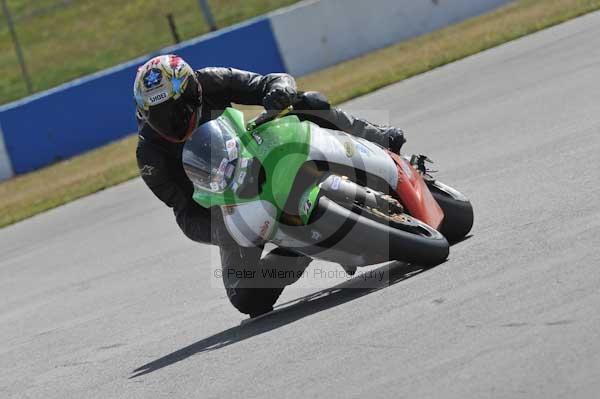 Motorcycle action photographs;Trackday digital images;donington;donington park leicestershire;donington photographs;event digital images;eventdigitalimages;no limits trackday;peter wileman photography;trackday;trackday photos