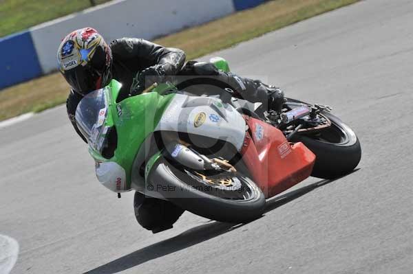 Motorcycle action photographs;Trackday digital images;donington;donington park leicestershire;donington photographs;event digital images;eventdigitalimages;no limits trackday;peter wileman photography;trackday;trackday photos