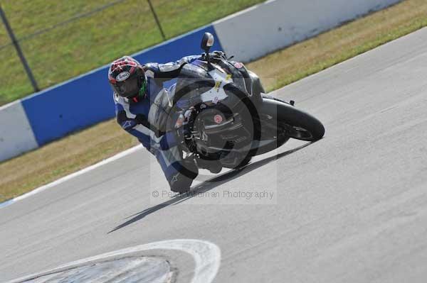 Motorcycle action photographs;Trackday digital images;donington;donington park leicestershire;donington photographs;event digital images;eventdigitalimages;no limits trackday;peter wileman photography;trackday;trackday photos