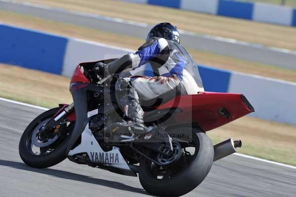 Motorcycle action photographs;Trackday digital images;donington;donington park leicestershire;donington photographs;event digital images;eventdigitalimages;no limits trackday;peter wileman photography;trackday;trackday photos