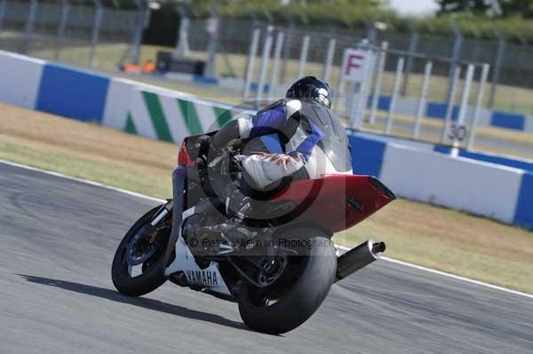 Motorcycle action photographs;Trackday digital images;donington;donington park leicestershire;donington photographs;event digital images;eventdigitalimages;no limits trackday;peter wileman photography;trackday;trackday photos
