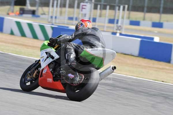 Motorcycle action photographs;Trackday digital images;donington;donington park leicestershire;donington photographs;event digital images;eventdigitalimages;no limits trackday;peter wileman photography;trackday;trackday photos