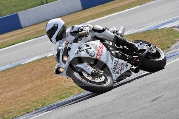 Motorcycle action photographs;Trackday digital images;donington;donington park leicestershire;donington photographs;event digital images;eventdigitalimages;no limits trackday;peter wileman photography;trackday;trackday photos