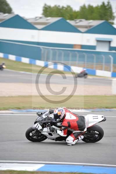 Motorcycle action photographs;Trackday digital images;donington;donington park leicestershire;donington photographs;event digital images;eventdigitalimages;no limits trackday;peter wileman photography;trackday;trackday photos