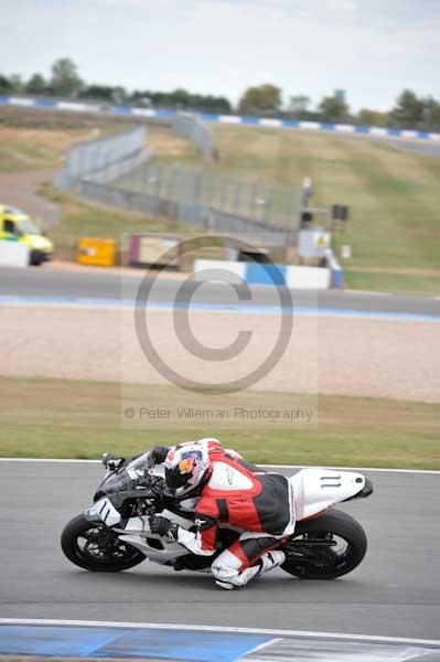 Motorcycle action photographs;Trackday digital images;donington;donington park leicestershire;donington photographs;event digital images;eventdigitalimages;no limits trackday;peter wileman photography;trackday;trackday photos