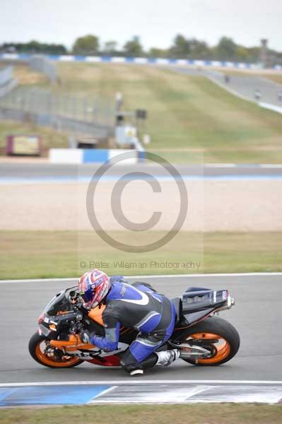Motorcycle action photographs;Trackday digital images;donington;donington park leicestershire;donington photographs;event digital images;eventdigitalimages;no limits trackday;peter wileman photography;trackday;trackday photos