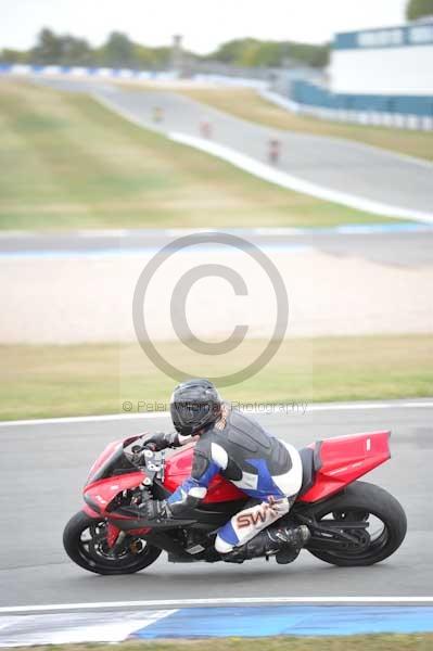 Motorcycle action photographs;Trackday digital images;donington;donington park leicestershire;donington photographs;event digital images;eventdigitalimages;no limits trackday;peter wileman photography;trackday;trackday photos