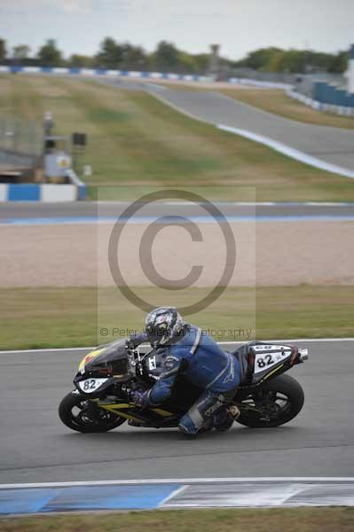 Motorcycle action photographs;Trackday digital images;donington;donington park leicestershire;donington photographs;event digital images;eventdigitalimages;no limits trackday;peter wileman photography;trackday;trackday photos