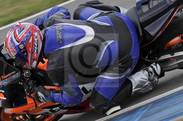Motorcycle action photographs;Trackday digital images;donington;donington park leicestershire;donington photographs;event digital images;eventdigitalimages;no limits trackday;peter wileman photography;trackday;trackday photos
