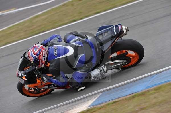 Motorcycle action photographs;Trackday digital images;donington;donington park leicestershire;donington photographs;event digital images;eventdigitalimages;no limits trackday;peter wileman photography;trackday;trackday photos