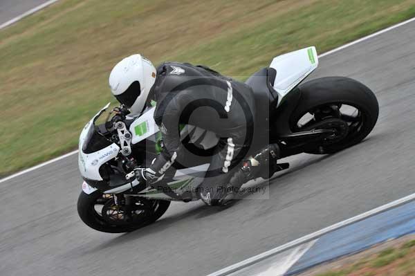 Motorcycle action photographs;Trackday digital images;donington;donington park leicestershire;donington photographs;event digital images;eventdigitalimages;no limits trackday;peter wileman photography;trackday;trackday photos