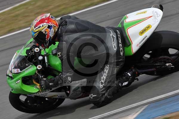Motorcycle action photographs;Trackday digital images;donington;donington park leicestershire;donington photographs;event digital images;eventdigitalimages;no limits trackday;peter wileman photography;trackday;trackday photos