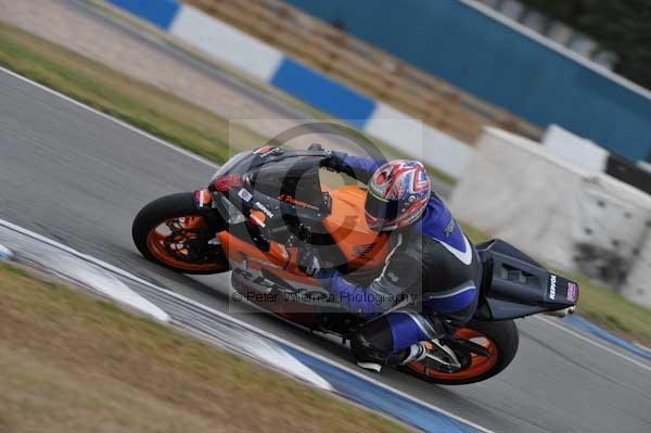 Motorcycle action photographs;Trackday digital images;donington;donington park leicestershire;donington photographs;event digital images;eventdigitalimages;no limits trackday;peter wileman photography;trackday;trackday photos