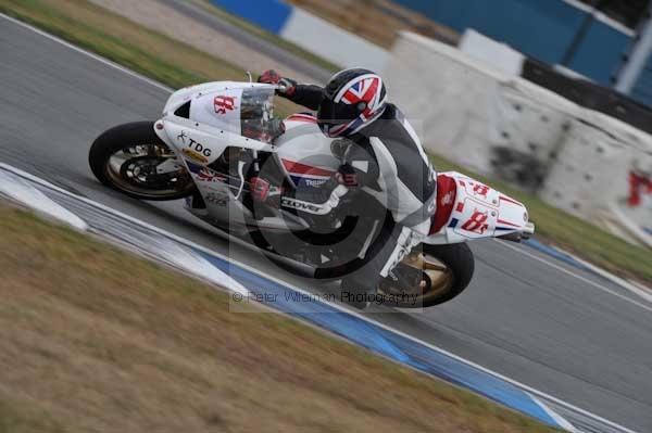 Motorcycle action photographs;Trackday digital images;donington;donington park leicestershire;donington photographs;event digital images;eventdigitalimages;no limits trackday;peter wileman photography;trackday;trackday photos