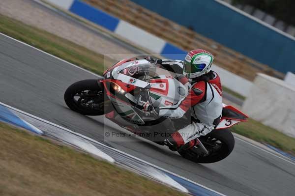 Motorcycle action photographs;Trackday digital images;donington;donington park leicestershire;donington photographs;event digital images;eventdigitalimages;no limits trackday;peter wileman photography;trackday;trackday photos
