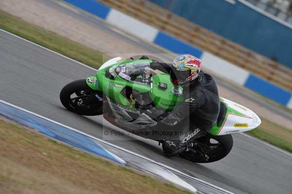 Motorcycle action photographs;Trackday digital images;donington;donington park leicestershire;donington photographs;event digital images;eventdigitalimages;no limits trackday;peter wileman photography;trackday;trackday photos