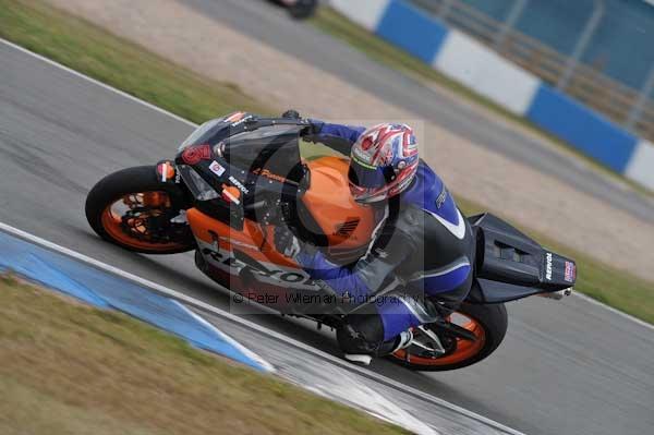Motorcycle action photographs;Trackday digital images;donington;donington park leicestershire;donington photographs;event digital images;eventdigitalimages;no limits trackday;peter wileman photography;trackday;trackday photos