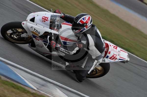 Motorcycle action photographs;Trackday digital images;donington;donington park leicestershire;donington photographs;event digital images;eventdigitalimages;no limits trackday;peter wileman photography;trackday;trackday photos