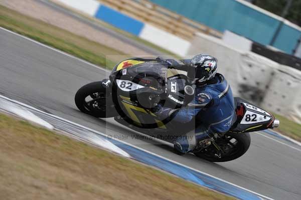 Motorcycle action photographs;Trackday digital images;donington;donington park leicestershire;donington photographs;event digital images;eventdigitalimages;no limits trackday;peter wileman photography;trackday;trackday photos