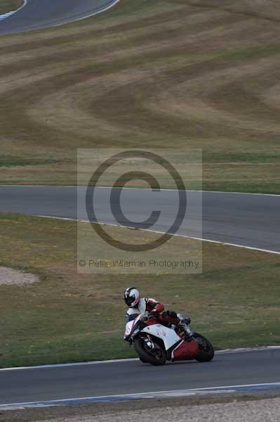 Motorcycle action photographs;Trackday digital images;donington;donington park leicestershire;donington photographs;event digital images;eventdigitalimages;no limits trackday;peter wileman photography;trackday;trackday photos