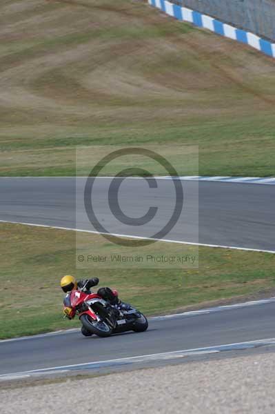 Motorcycle action photographs;Trackday digital images;donington;donington park leicestershire;donington photographs;event digital images;eventdigitalimages;no limits trackday;peter wileman photography;trackday;trackday photos