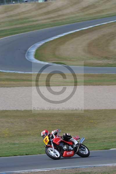 Motorcycle action photographs;Trackday digital images;donington;donington park leicestershire;donington photographs;event digital images;eventdigitalimages;no limits trackday;peter wileman photography;trackday;trackday photos