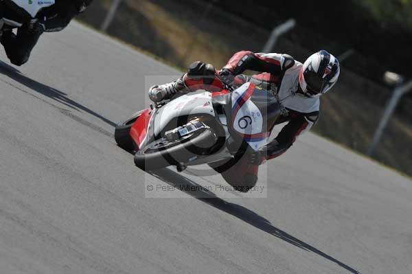 Motorcycle action photographs;Trackday digital images;donington;donington park leicestershire;donington photographs;event digital images;eventdigitalimages;no limits trackday;peter wileman photography;trackday;trackday photos