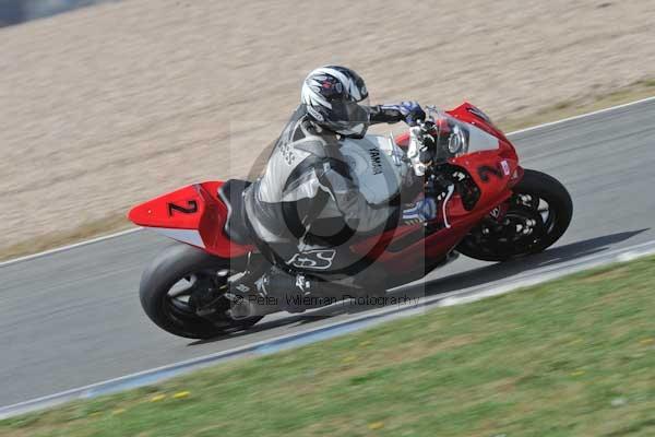 Motorcycle action photographs;Trackday digital images;donington;donington park leicestershire;donington photographs;event digital images;eventdigitalimages;no limits trackday;peter wileman photography;trackday;trackday photos