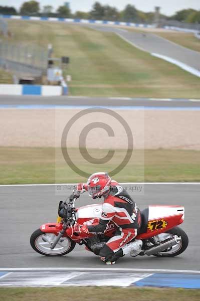 Motorcycle action photographs;Trackday digital images;donington;donington park leicestershire;donington photographs;event digital images;eventdigitalimages;no limits trackday;peter wileman photography;trackday;trackday photos