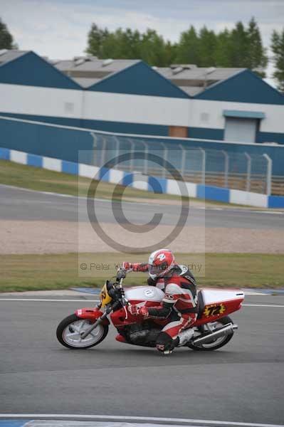 Motorcycle action photographs;Trackday digital images;donington;donington park leicestershire;donington photographs;event digital images;eventdigitalimages;no limits trackday;peter wileman photography;trackday;trackday photos