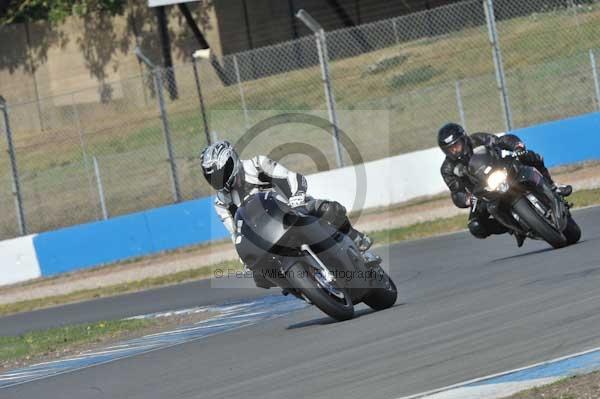 Motorcycle action photographs;Trackday digital images;donington;donington park leicestershire;donington photographs;event digital images;eventdigitalimages;no limits trackday;peter wileman photography;trackday;trackday photos