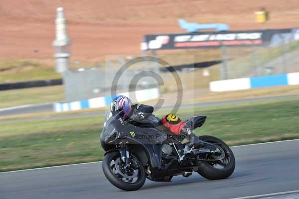 Motorcycle action photographs;Trackday digital images;donington;donington park leicestershire;donington photographs;event digital images;eventdigitalimages;no limits trackday;peter wileman photography;trackday;trackday photos