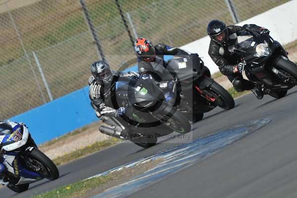 Motorcycle action photographs;Trackday digital images;donington;donington park leicestershire;donington photographs;event digital images;eventdigitalimages;no limits trackday;peter wileman photography;trackday;trackday photos