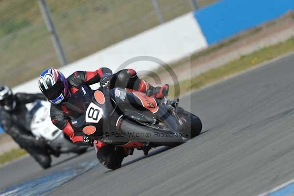 Motorcycle action photographs;Trackday digital images;donington;donington park leicestershire;donington photographs;event digital images;eventdigitalimages;no limits trackday;peter wileman photography;trackday;trackday photos