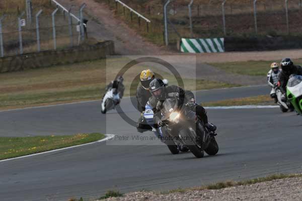 Motorcycle action photographs;Trackday digital images;donington;donington park leicestershire;donington photographs;event digital images;eventdigitalimages;no limits trackday;peter wileman photography;trackday;trackday photos
