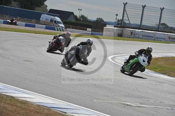 Motorcycle action photographs;Trackday digital images;donington;donington park leicestershire;donington photographs;event digital images;eventdigitalimages;no limits trackday;peter wileman photography;trackday;trackday photos