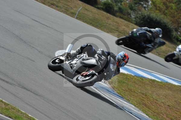 Motorcycle action photographs;Trackday digital images;donington;donington park leicestershire;donington photographs;event digital images;eventdigitalimages;no limits trackday;peter wileman photography;trackday;trackday photos